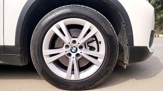 Used 2016 BMW X1 [2016-2020] sDrive20d Expedition Diesel Automatic tyres RIGHT FRONT TYRE RIM VIEW