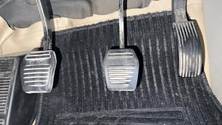 Used 2018 Mahindra Scorpio [2017-2020] S7 140 PS Diesel Manual interior PEDALS VIEW