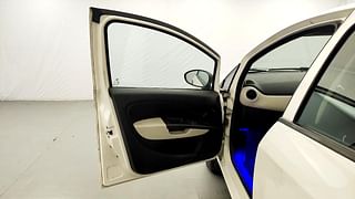 Used 2017 Fiat Punto Evo [2014-2018] Active 1.2 Petrol Manual interior LEFT FRONT DOOR OPEN VIEW