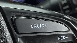 Used 2021 Hyundai Venue [2019-2022] SX 1.0  Turbo Petrol Manual top_features Cruise control
