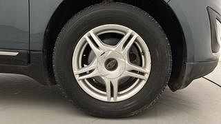 Used 2018 Mahindra Marazzo M6 Diesel Manual tyres RIGHT FRONT TYRE RIM VIEW