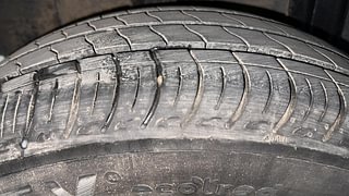 Used 2022 Renault Triber RXZ AMT Petrol Automatic tyres RIGHT REAR TYRE TREAD VIEW