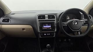 Used 2016 Volkswagen Polo [2015-2019] Highline1.2L (P) Petrol Manual interior DASHBOARD VIEW