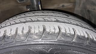 Used 2014 Maruti Suzuki Swift Dzire ZXI Petrol Manual tyres RIGHT FRONT TYRE TREAD VIEW