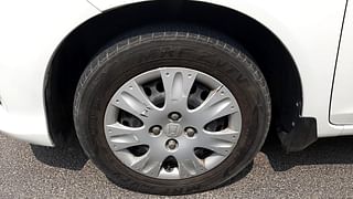 Used 2016 Honda Amaze [2013-2018] 1.2 SX i-VTEC Petrol Manual tyres LEFT FRONT TYRE RIM VIEW