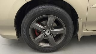 Used 2011 Honda City [2011-2014] 1.5 V MT Petrol Manual tyres LEFT FRONT TYRE RIM VIEW