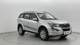Used 2019 Mahindra XUV500 [2017-2021] W9 Diesel Manual exterior RIGHT FRONT CORNER VIEW