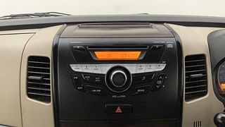 Used 2017 Maruti Suzuki Wagon R 1.0 [2015-2019] VXI AMT Petrol Automatic top_features Integrated (in-dash) music system