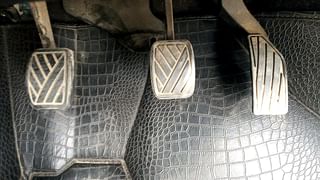 Used 2015 Maruti Suzuki Swift [2011-2014] VXi Petrol Manual interior PEDALS VIEW