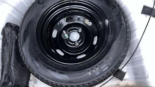 Used 2016 Renault Kwid [2015-2019] RXT Petrol Manual tyres SPARE TYRE VIEW