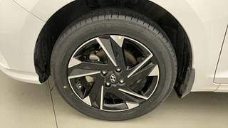 Used 2020 Hyundai Verna SX Opt Petrol Petrol Manual tyres LEFT FRONT TYRE RIM VIEW