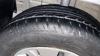 Used 2017 Toyota Etios Liva [2017-2020] V Petrol Manual tyres LEFT FRONT TYRE TREAD VIEW