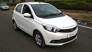 Used 2017 Tata Tiago [2016-2020] XTA Petrol Manual exterior RIGHT FRONT CORNER VIEW