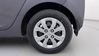 Used 2018 Hyundai Eon [2011-2018] Magna + (O) Petrol Manual tyres LEFT REAR TYRE RIM VIEW