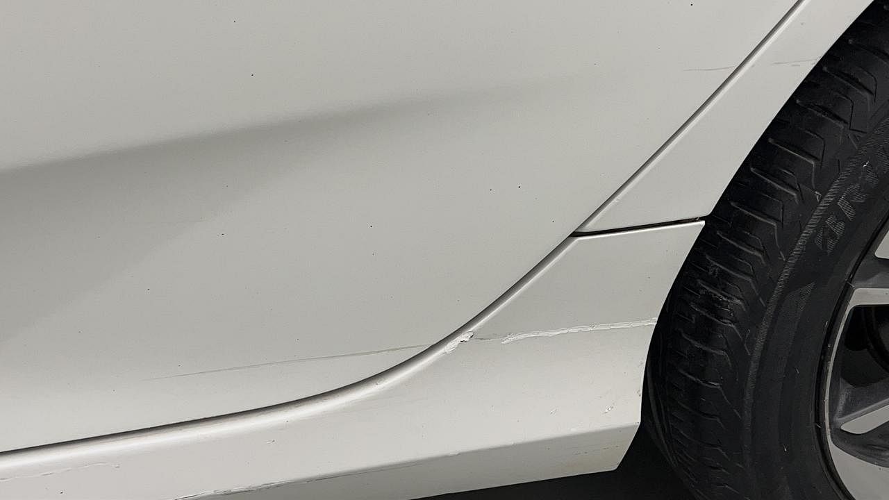 Used 2020 Honda Civic [2019-2021] ZX CVT Petrol Petrol Automatic dents MINOR SCRATCH
