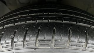 Used 2016 Hyundai Creta [2015-2018] 1.6 SX Plus Auto Diesel Automatic tyres LEFT FRONT TYRE TREAD VIEW