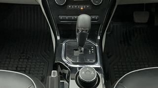 Used 2020 tata Nexon XZA Plus (O) AMT Petrol Automatic interior GEAR  KNOB VIEW