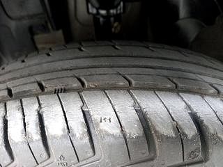 Used 2019 Renault Kwid [2015-2019] RXT Opt Petrol Manual tyres LEFT FRONT TYRE TREAD VIEW
