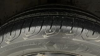Used 2013 Toyota Etios [2010-2017] GD Diesel Manual tyres RIGHT FRONT TYRE TREAD VIEW
