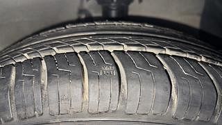 Used 2016 Hyundai Grand i10 [2013-2017] Sportz 1.2 Kappa VTVT Petrol Manual tyres RIGHT FRONT TYRE TREAD VIEW