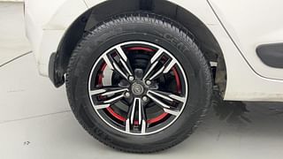 Used 2013 Hyundai Grand i10 [2013-2017] Asta 1.2 Kappa VTVT (O) Petrol Manual tyres RIGHT REAR TYRE RIM VIEW