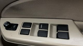 Used 2016 Maruti Suzuki Swift Dzire VXI (O) Petrol Manual top_features Power windows