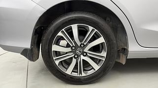 Used 2022 Honda Amaze 1.2 VX CVT i-VTEC Petrol Automatic tyres RIGHT REAR TYRE RIM VIEW