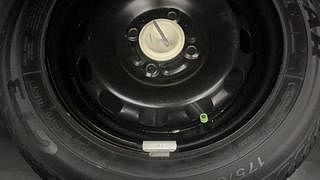 Used 2013 Ford Figo [2010-2015] Duratorq Diesel Titanium 1.4 Diesel Manual tyres SPARE TYRE VIEW