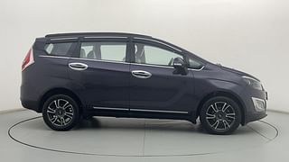 Used 2018 Mahindra Marazzo M8 Diesel Manual exterior RIGHT SIDE VIEW