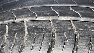 Used 2015 Maruti Suzuki Baleno [2015-2019] Alpha Petrol Petrol Manual tyres RIGHT REAR TYRE TREAD VIEW