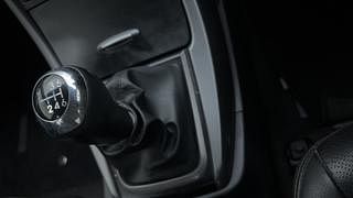 Used 2015 Hyundai Neo Fluidic Elantra [2012-2016] 1.8 SX MT VTVT Petrol Manual interior GEAR  KNOB VIEW