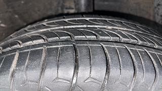 Used 2018 Hyundai Grand i10 [2017-2020] Magna 1.2 Kappa VTVT Petrol Manual tyres RIGHT FRONT TYRE TREAD VIEW
