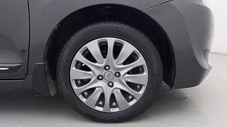 Used 2016 Maruti Suzuki Baleno [2015-2019] Zeta AT Petrol Petrol Automatic tyres RIGHT FRONT TYRE RIM VIEW