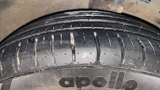 Used 2018 Maruti Suzuki Ciaz Alpha Petrol Petrol Manual tyres RIGHT FRONT TYRE TREAD VIEW