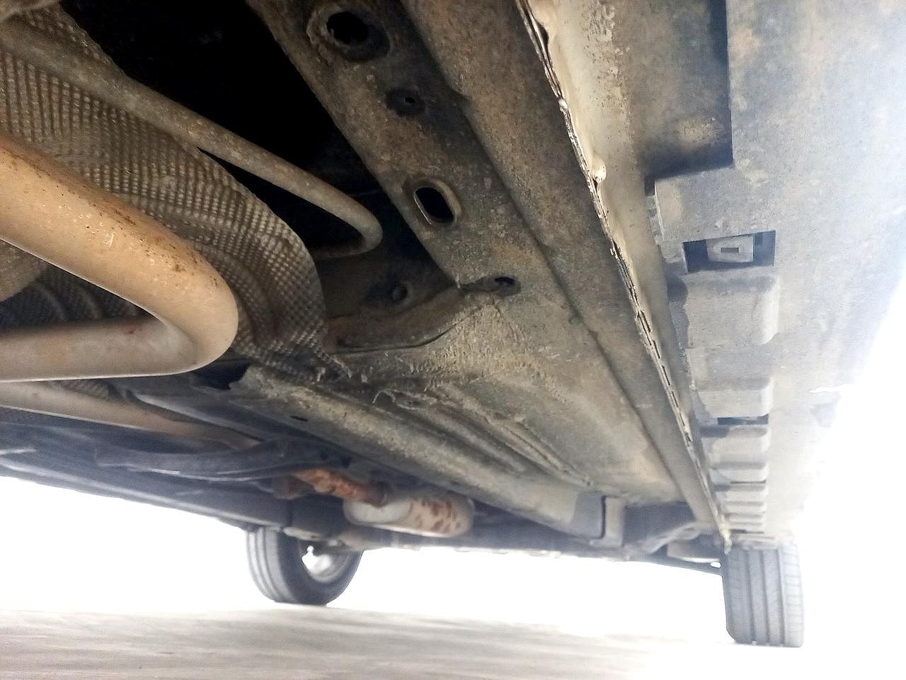 Used 2019 Ford Freestyle [2017-2021] Titanium 1.2 Petrol Manual extra REAR RIGHT UNDERBODY VIEW