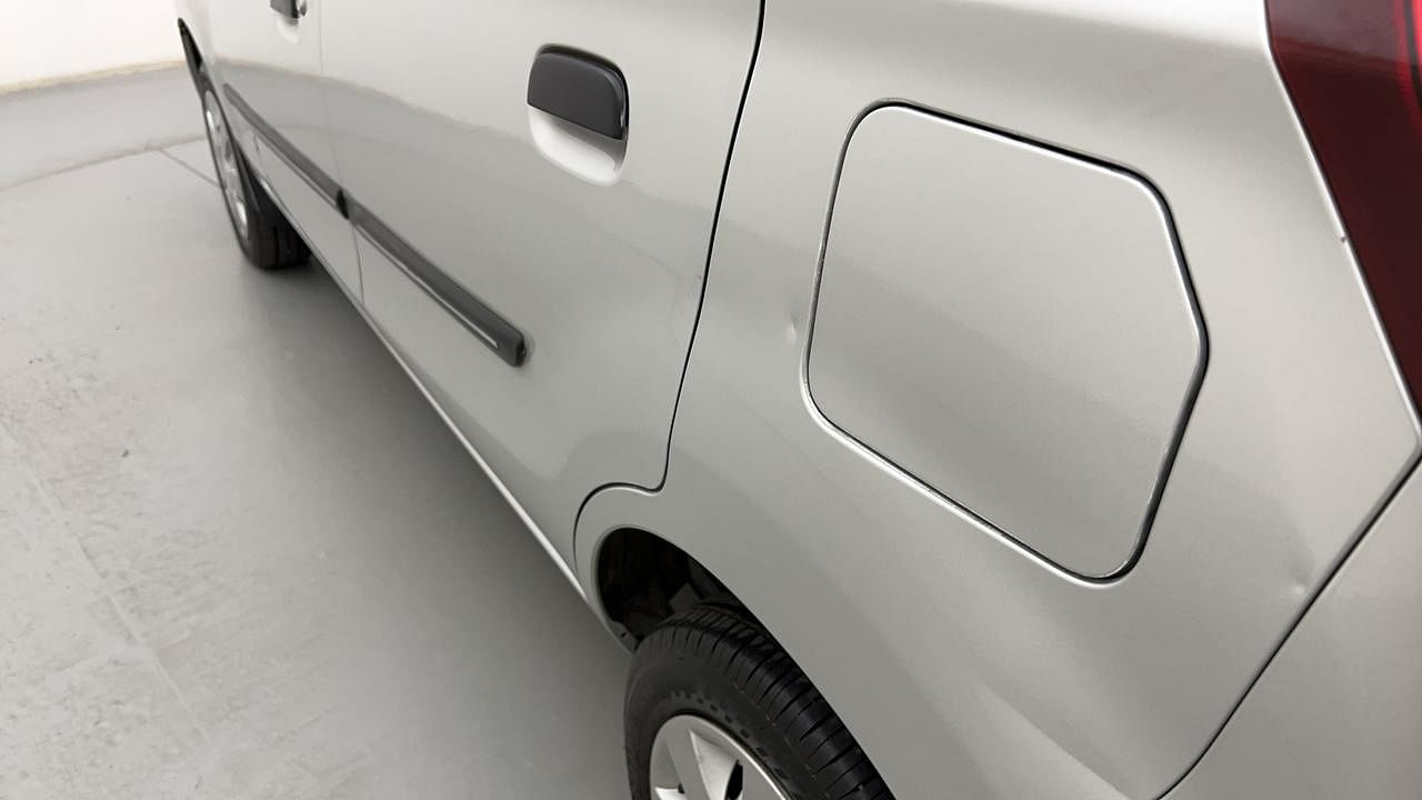 Used 2018 Maruti Suzuki Alto K10 [2014-2019] LXI (O) CNG Petrol+cng Manual dents MINOR DENT