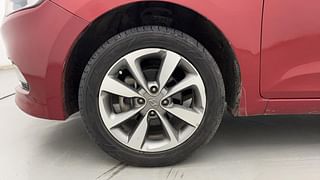 Used 2017 Hyundai Elite i20 [2014-2018] Asta 1.2 Dual Tone Petrol Manual tyres LEFT FRONT TYRE RIM VIEW