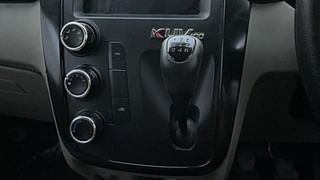 Used 2016 Mahindra KUV100 [2015-2017] K4 6 STR Petrol Manual interior GEAR  KNOB VIEW