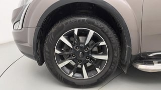 Used 2018 Mahindra XUV500 [2018-2020] W11 Diesel Manual tyres LEFT FRONT TYRE RIM VIEW
