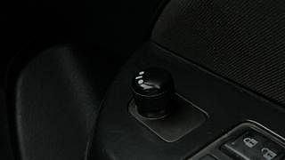 Used 2013 Maruti Suzuki Swift [2011-2017] VXi Petrol Manual top_features Adjustable ORVM