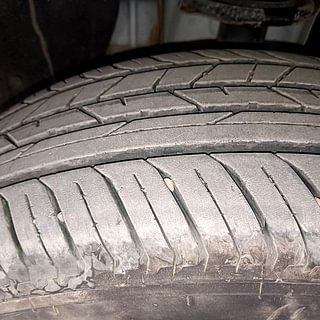 Used 2021 Renault Kiger RXZ Turbo CVT Petrol Automatic tyres LEFT FRONT TYRE TREAD VIEW
