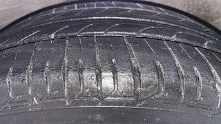 Used 2016 Hyundai Fluidic Verna 4S [2015-2018] 1.6 VTVT SX Petrol Manual tyres RIGHT FRONT TYRE TREAD VIEW