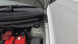 Used 2012 Toyota Etios Liva [2010-2017] G Petrol Manual engine ENGINE LEFT SIDE HINGE & APRON VIEW