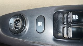 Used 2013 Hyundai i10 [2010-2016] Magna 1.2 Petrol Petrol Manual top_features Adjustable ORVM