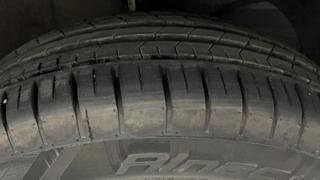 Used 2022 maruti-suzuki Dzire ZXI AMT Petrol Automatic tyres RIGHT FRONT TYRE TREAD VIEW