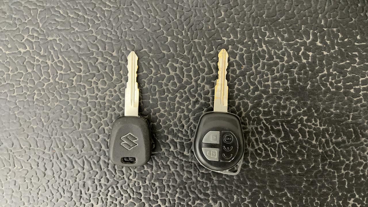 Used 2012 Maruti Suzuki Wagon R 1.0 [2010-2019] VXi Petrol Manual extra CAR KEY VIEW