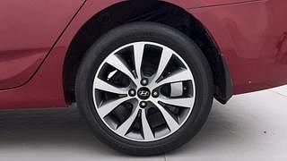 Used 2016 Hyundai Fluidic Verna 4S [2015-2017] 1.6 VTVT SX Opt Petrol Manual tyres LEFT REAR TYRE RIM VIEW