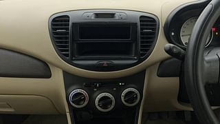 Used 2009 Hyundai i10 [2007-2010] Magna 1.2 CNG (Outside Fitted) Petrol+cng Manual interior MUSIC SYSTEM & AC CONTROL VIEW