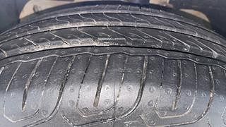 Used 2016 Ford Figo [2015-2019] Trend 1.2 Ti-VCT Petrol Manual tyres LEFT FRONT TYRE TREAD VIEW
