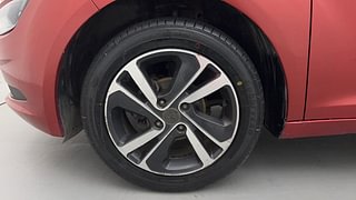 Used 2021 Tata Altroz XZ 1.2 Petrol Manual tyres LEFT FRONT TYRE RIM VIEW